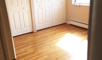 1225 Island Dr 104, Ann Arbor, MI 48104