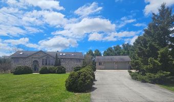 E7009 Jackson Rd, Algoma, WI 54201