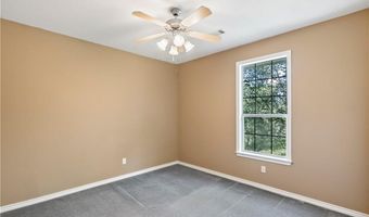 12000 Grassbur Rd, Bryan, TX 77808