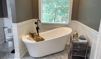 126 Dewberry Ln, Aiken, SC 29803