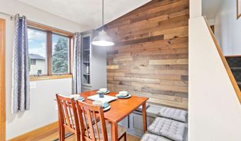 15 Eastridge Ct, Madison, WI 53716