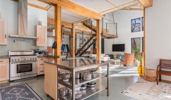 85 Gondola Ave, Jamestown, RI 02835
