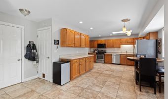 2658 Spielman Heights Dr, Adrian, MI 49221