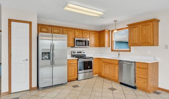 506 Santa Fe Ct, Baldwin City, KS 66006