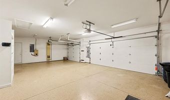 10404 Saint John Dr, Algonac, MI 48001