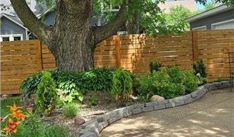 309 5th St SW, Austin, MN 55912