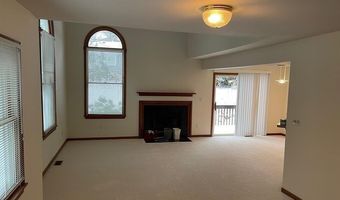 2445 Mulberry Ct, Ann Arbor, MI 48104