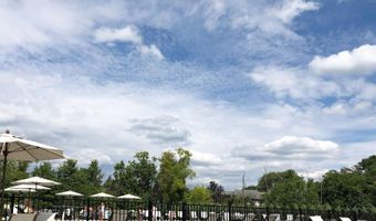 2856 Ridington Rd, Ann Arbor, MI 48105