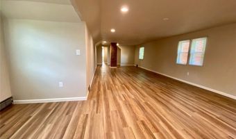 456 Sunset View Dr, Akron, OH 44320