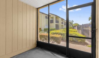 942 LAKE DESTINY Rd B, Altamonte Springs, FL 32714