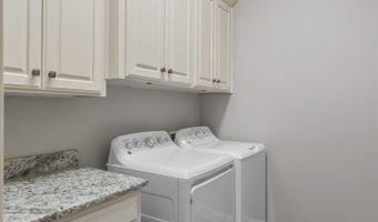 301 Newport Ln, Benton, LA 71006