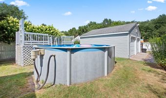 731 Wolcott Rd, Bristol, CT 06010