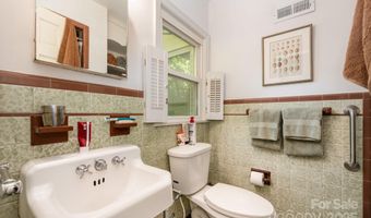 3125 Loma Ln, Charlotte, NC 28205