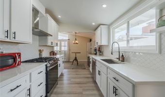 1925 W Beacon Ave, Anaheim, CA 92804