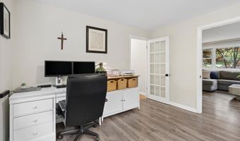 21 Nathaniel Dr, Amherst, NH 03031