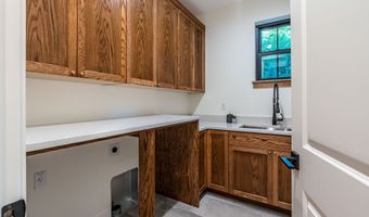 21054 E Country Club Rd, Brightwood, OR 97011
