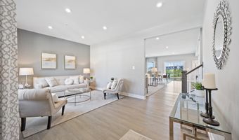 904 MIDBROOK Ln, Bowie, MD 20716
