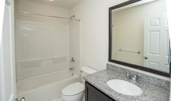 27 Warrington Round 27, Danbury, CT 06810