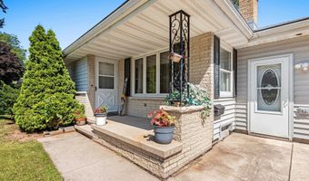 500 W SUNSET Ave, Appleton, WI 54911