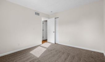 1504 Red Leaf Ln, Columbus, OH 43223