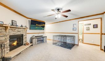 6224 Old River Rd, Baker, FL 32531