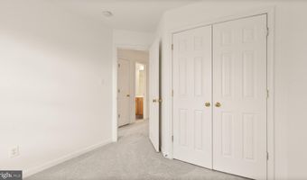 21753 LADYSLIPPER Sq, Ashburn, VA 20147