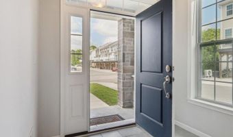 2805 Rathmore Ln, Ann Arbor, MI 48105