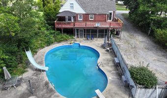 409 E. Elm St, Albion, IL 62806