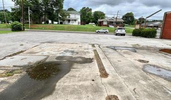 703 W Madison Ave, Athens, TN 37303
