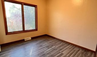 1232 Cheyenne Ave, Alliance, NE 69301