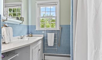 373 Fletcher Rd, North Kingstown, RI 02852