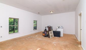 604 Delany Ct, Boiling Springs, SC 29316