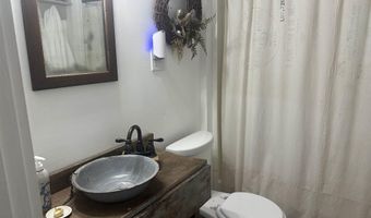 629 R St, Bedford, IN 47421
