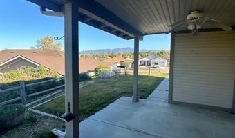 21276 White Pine Dr, Tehachapi, CA 93561