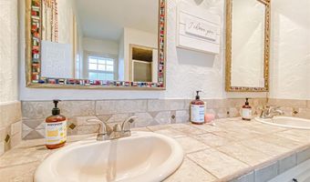 2032 Regent Dr, Abilene, TX 79605
