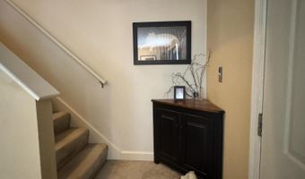80 Baldwin Dr, Bangor, ME 04401