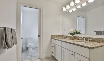 108 Oak Trl, Bolton, MA 01740