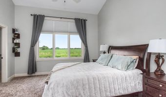 3305 Sedwick St, Ames, IA 50010