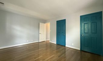 3050 S BUCHANAN St C2, Arlington, VA 22206