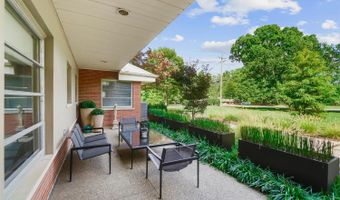 8389 Arborcrest Dr, Amberley, OH 45236