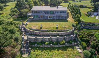 727 Boston Neck Rd, Narragansett, RI 02882