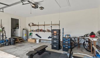 2040 Whitesville Rd, Albertville, AL 35950