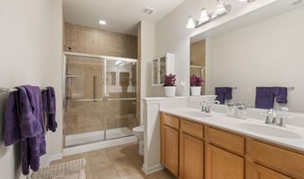 44367 OAKMONT MANOR Sq, Ashburn, VA 20147