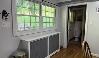 2807 Edgewood Dr, Altoona, PA 16602