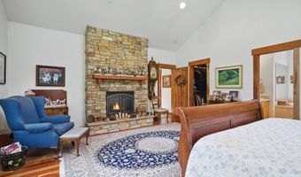 30000 N CARIBOU Ave, Athol, ID 83801