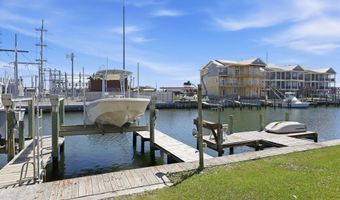 310 N Kinston Ave, Atlantic Beach, NC 28512