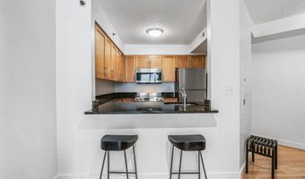 7500 WOODMONT Ave S714, Bethesda, MD 20814