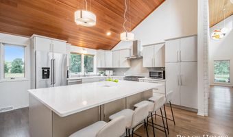 1359 Buttrick Ave SE, Ada, MI 49301