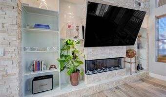 9738 Bear Trap Ct, Las Vegas, NV 89178