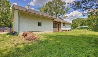 628 E Sand Hollar Rd, Bloomfield, IN 47424